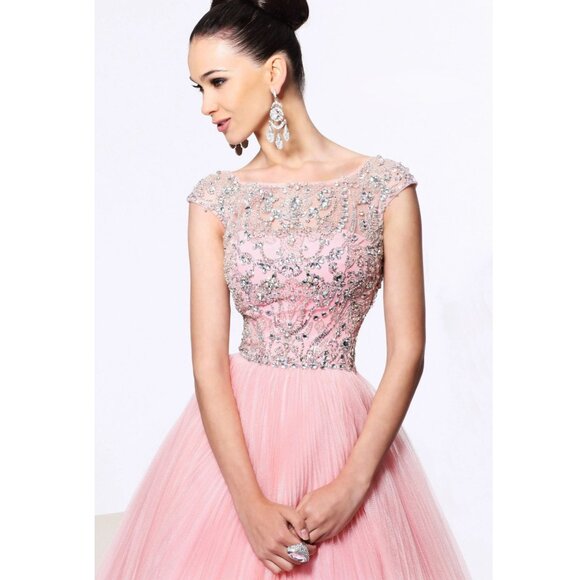 Luxurious Couture Wedding Evening Prom Party Runway Designer Beaded Gown Dress - Picture 5 of 16